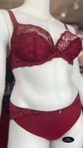 Lingerie, Matching Bra and Panty Set